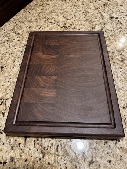 Premium All Walnut Grain Cutting Board Masterpiece Design #2